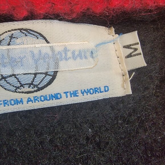 The Sweater Venture Hand-knit In‎ Bolivia 100% Alpaca Sweater Colorful Sz Medium - Picture 5 of 6